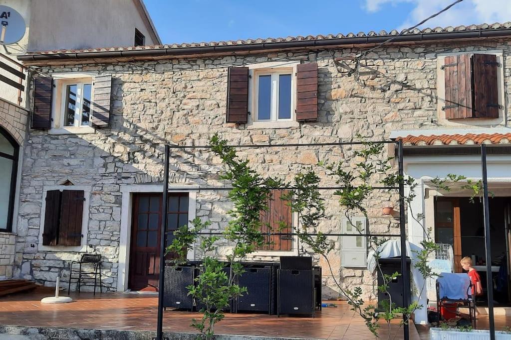 Holiday Home For 8 People, Pool + Sea View Vilanija エクステリア 写真