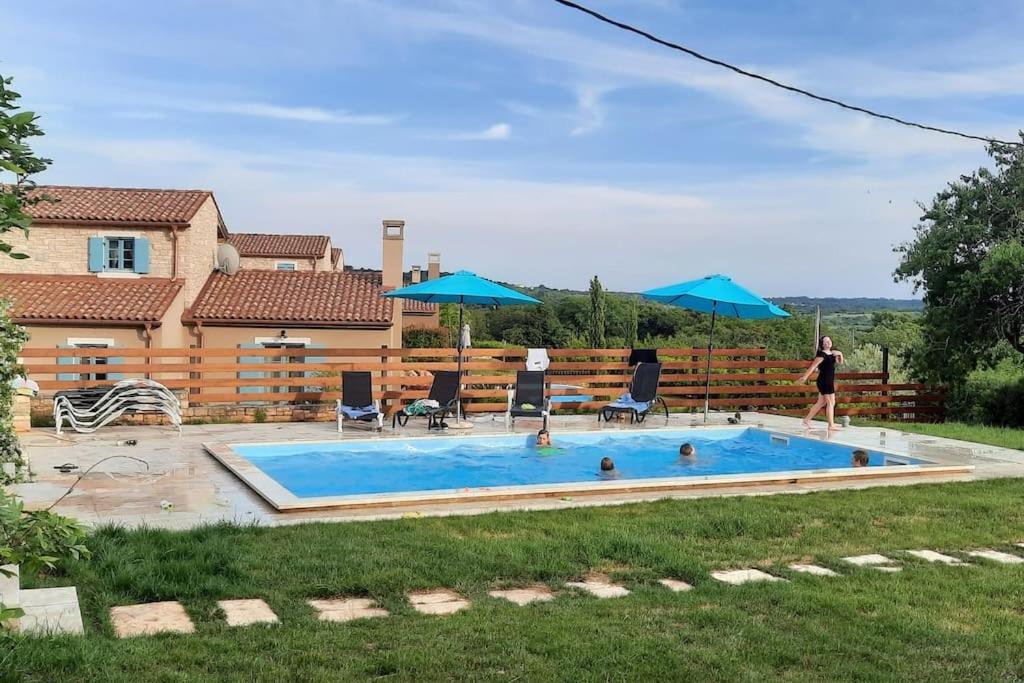 Holiday Home For 8 People, Pool + Sea View Vilanija エクステリア 写真