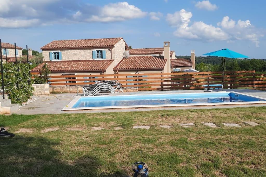 Holiday Home For 8 People, Pool + Sea View Vilanija エクステリア 写真