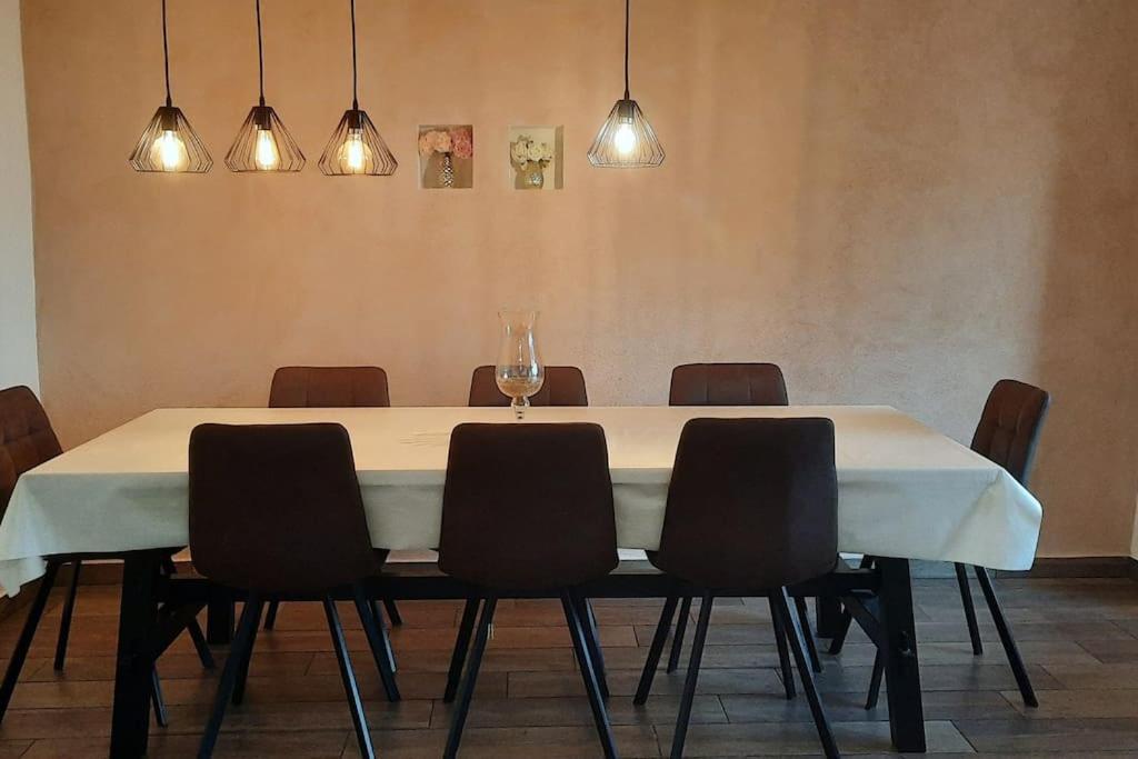 Holiday Home For 8 People, Pool + Sea View Vilanija エクステリア 写真